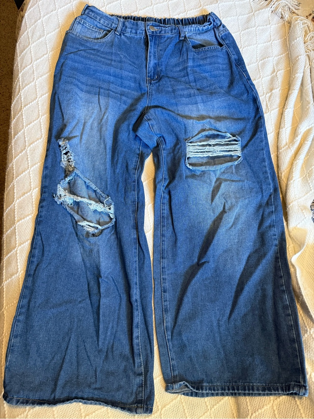 SHEIN Blue Distressed Wide-Leg Jeans